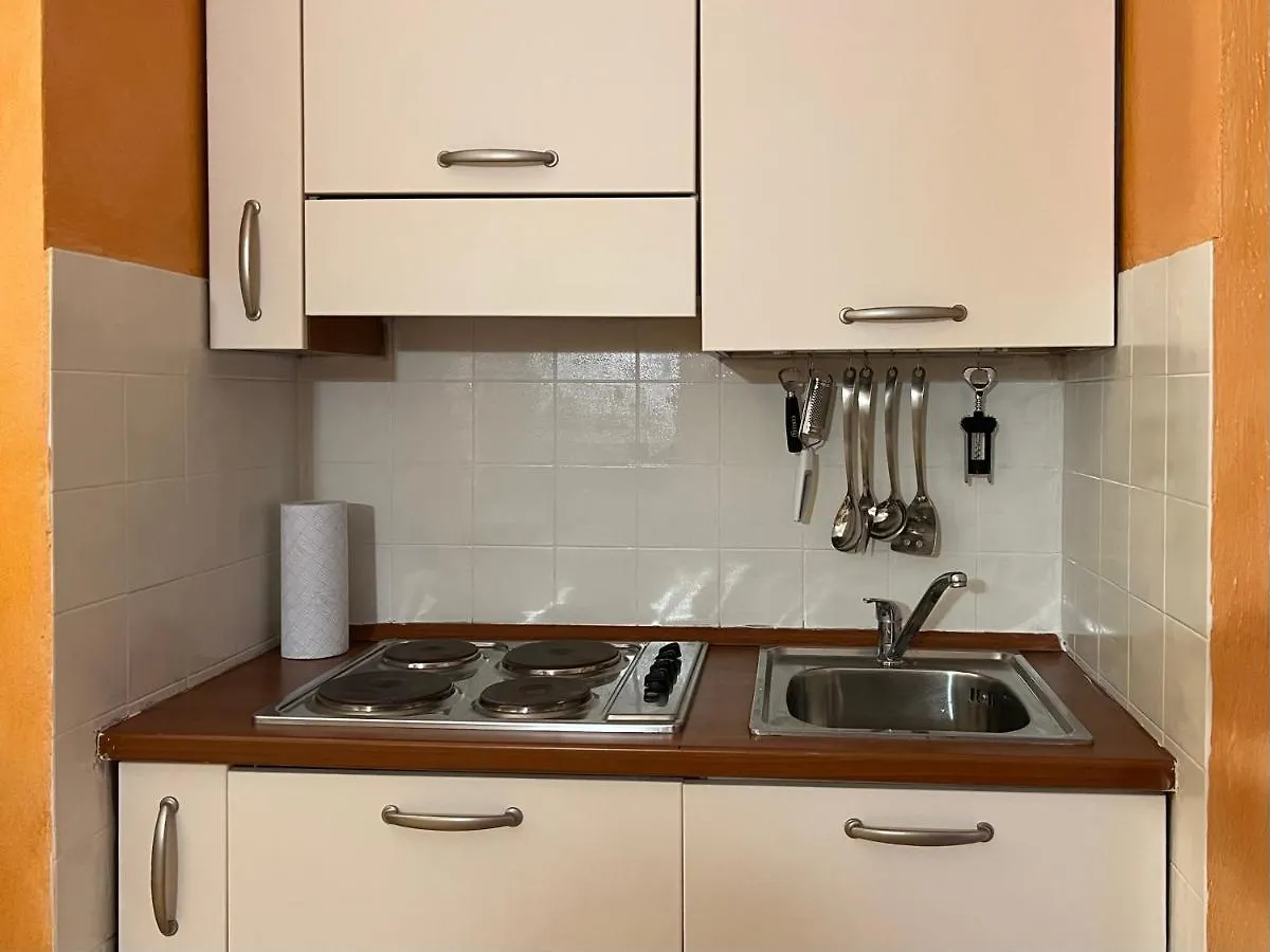 Apartament La Ninfea Di Luca A Due Passi Da Sirmione San Martino della Battaglia 0*,