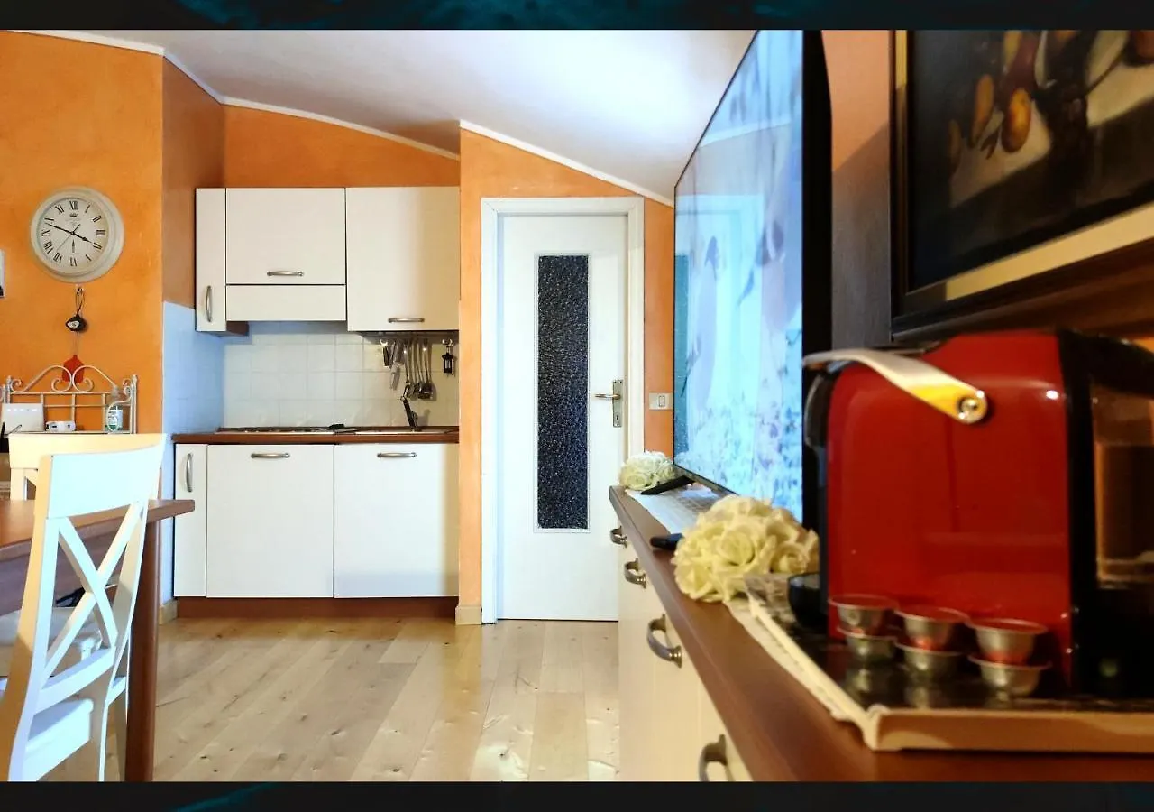 Apartament La Ninfea Di Luca A Due Passi Da Sirmione San Martino della Battaglia Włochy